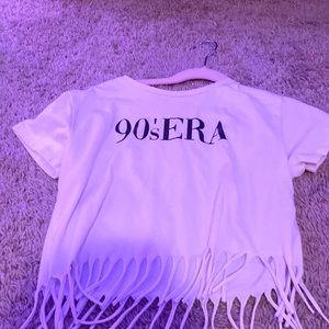 Im selling a cute crop top thats a size 7